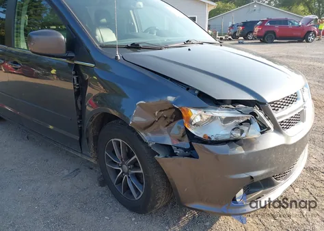 2017 Dodge Grand Caravan Sxt z USA, uszkodzony, nr VIN 2C4RDGCG1HR728795